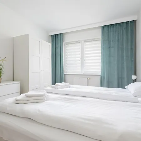Lejlighed Rentplanet - Ulrychow Warszawa