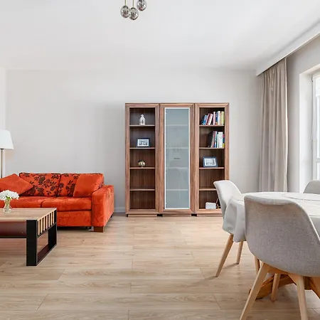 Rentplanet - Ulrychow * Warsaw
