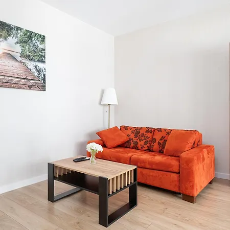 Rentplanet - Ulrychow Apartment